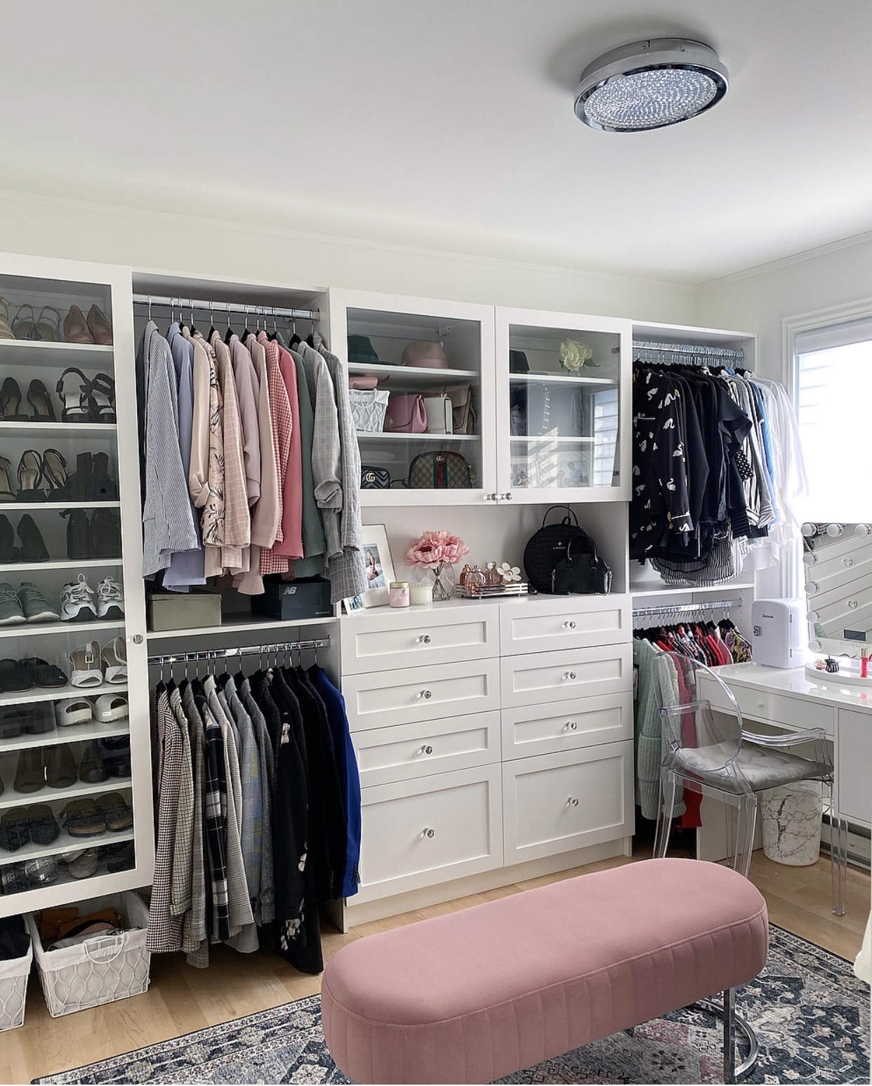 Image https://grgagnon.p3f.dev/3-influenceuses-qui-ont-des-garde-robes-de-reve-garde-robes-gagnon/