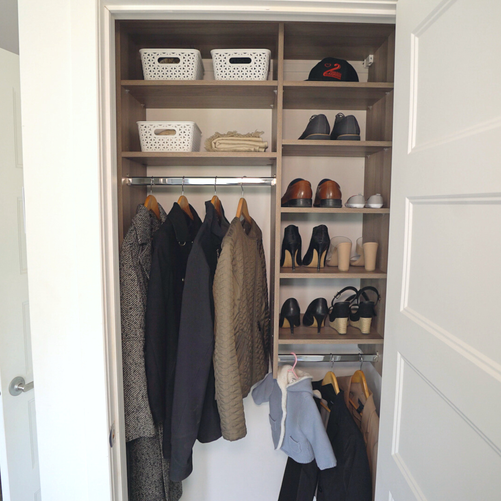 Image https://grgagnon.p3f.dev/comment-preparer-sa-maison-a-lhiver-garde-robes-gagnon/